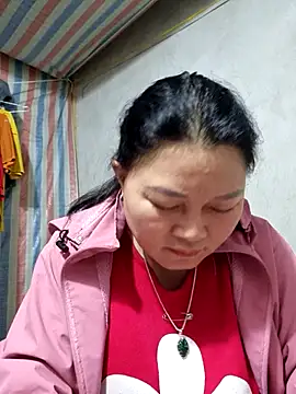 yoowwmr online show from December 2025 01:29:01 PM