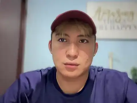 Snapshot of lovely_jay chatting on April 2026 05:30:01 PM lovely jay online show from April 2026 05:30:01 PM