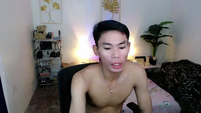 Snapshot of naughty_rence chatting on October 2025 09:00:01 AM naughty rence online show from October 2025 09:00:01 AM