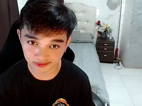 Snapshot of sexysam14 chatting on November 2025 07:52:01 AM sexysam14 online show from November 2025 07:52:01 AM