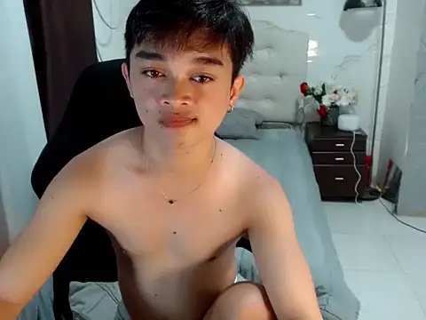 Snapshot of sexysam14 chatting on November 2025 04:40:02 AM sexysam14 online show from November 2025 04:40:02 AM