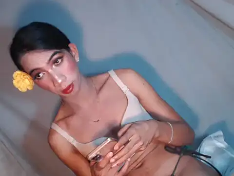 xyourdreamtrans online show from February 2026 01:18:01 PM