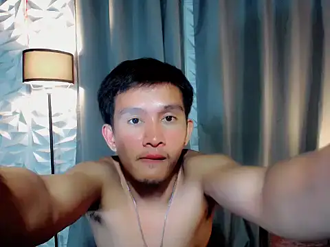 Snapshot of prince_elaijah chatting on May 2026 01:51:02 PM prince elaijah online show from May 2026 01:51:02 PM