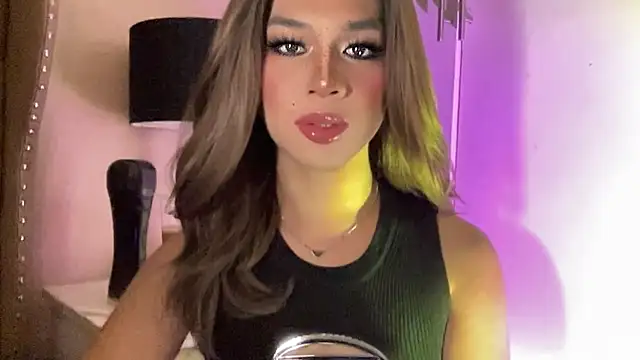 Snapshot of solana_imani chatting on November 2025 11:20:01 AM solana imani online show from November 2025 11:20:01 AM