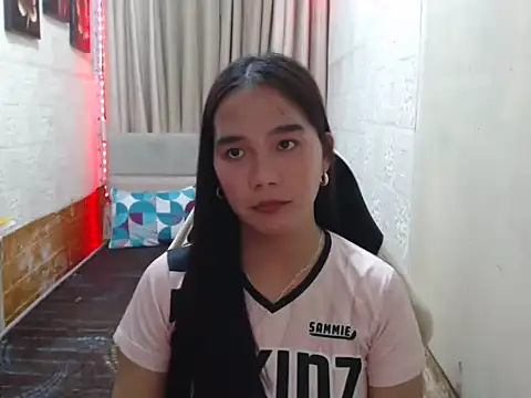 Snapshot of Sweet_sammie04 chatting on September 2025 03:23:02 PM Sweet sammie04 online show from September 2025 03:23:02 PM