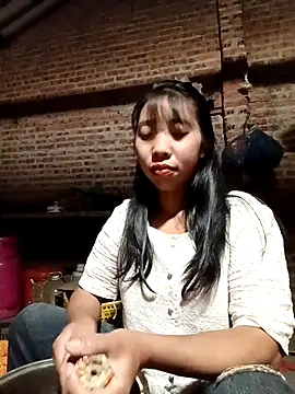 emaame68 online show from November 2025 12:08:02 PM