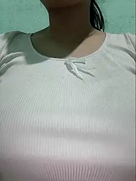 Shiny Babe online show from April 2026 02:55:01 AM