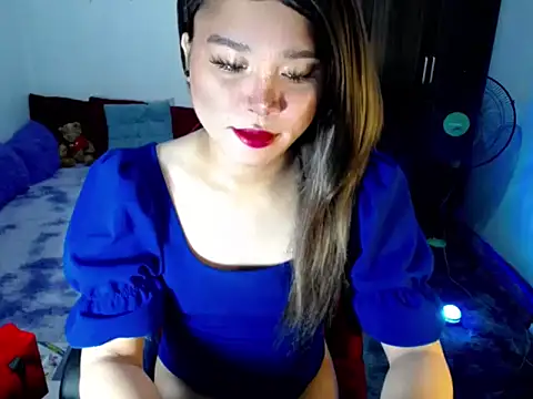 Urassiansweetcummer online show from March 2026 12:02:01 AM