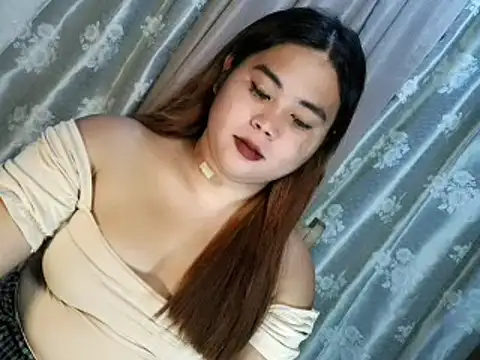 queen staceyy online show from March 2026 01:34:01 AM