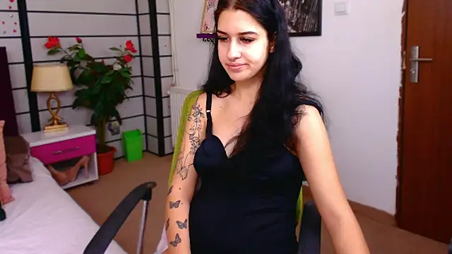 SarraRay online show from January 2026 06:22:02 PM