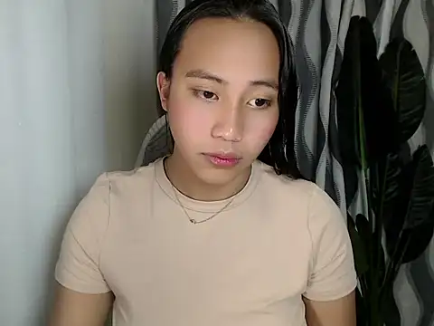 Snapshot of sweetiie_caren chatting on July 2026 03:34:01 AM sweetiie caren online show from July 2026 03:34:01 AM