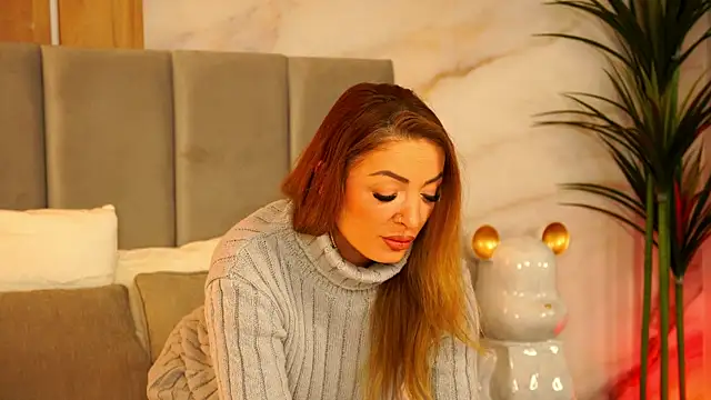 Izabellle02 online show from December 2025 06:09:01 AM