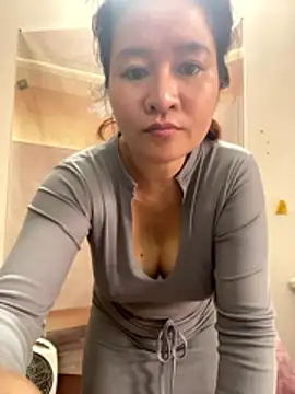 Bollozzy 89 online show from December 2025 04:50:01 AM