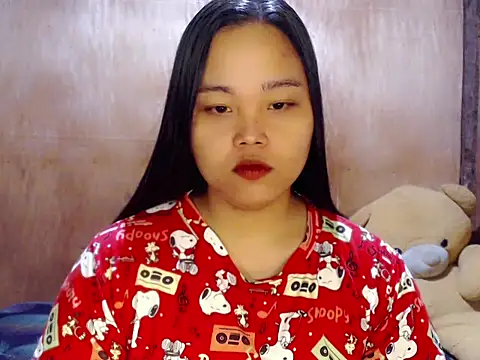  Lylia online show from April 2026 10:43:02 PM