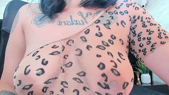 Snapshot of Dantzel_ chatting on January 2026 07:50:01 PM Dantzel online show from January 2026 07:50:01 PM