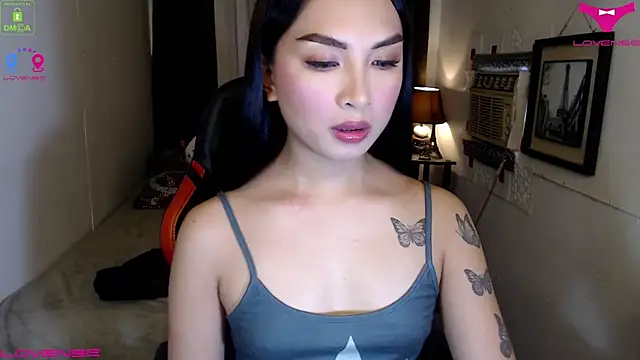 Goddess Isabel online show from November 2025 02:32:02 AM