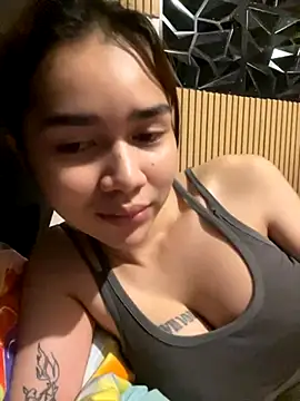 gabbyvixen online show from September 2025 05:36:01 PM