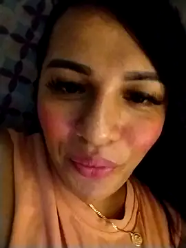 enoria1992 online show from October 2025 05:59:01 PM