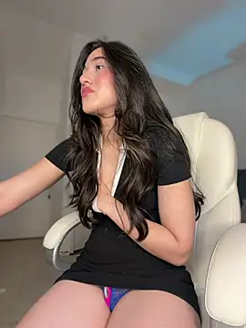 Snapshot of julieta_jhonss chatting on August 2026 02:57:02 AM julieta jhonss online show from August 2026 02:57:02 AM