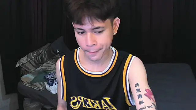 Snapshot of hotfreshdior chatting on February 2026 04:30:01 PM hotfreshdior online show from February 2026 04:30:01 PM