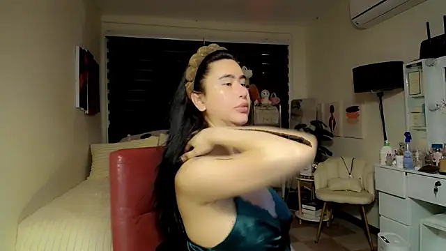 XhotcockcumXts online show from May 2026 12:05:01 AM
