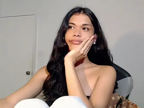 urcurlydiva online show from December 2025 05:52:02 PM