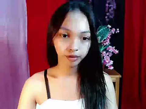 Snapshot of Simi_Ipit chatting on June 2026 04:46:01 PM Simi Ipit online show from June 2026 04:46:01 PM