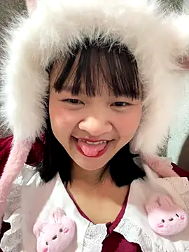 Daisy018 online show from October 2025 06:02:02 AM