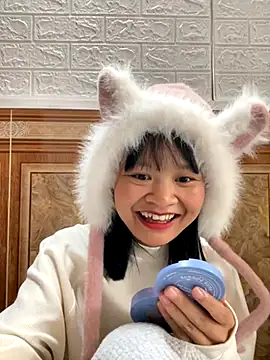 Daisy018 online show from October 2025 02:22:02 AM