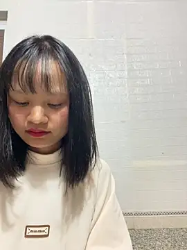 Daisy018 online show from October 2025 06:10:01 AM