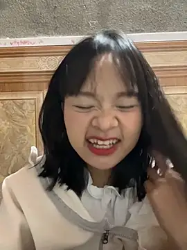 Daisy018 online show from November 2025 07:32:01 AM