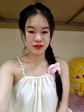 Snapshot of Baby-ladytits2025 chatting on September 2025 03:37:02 PM Baby-ladytits2025 online show from September 2025 03:37:02 PM