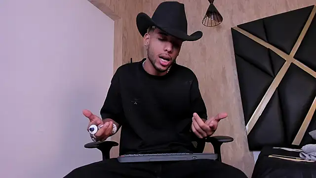 Thiagoferreti online show from September 2025 03:30:02 AM