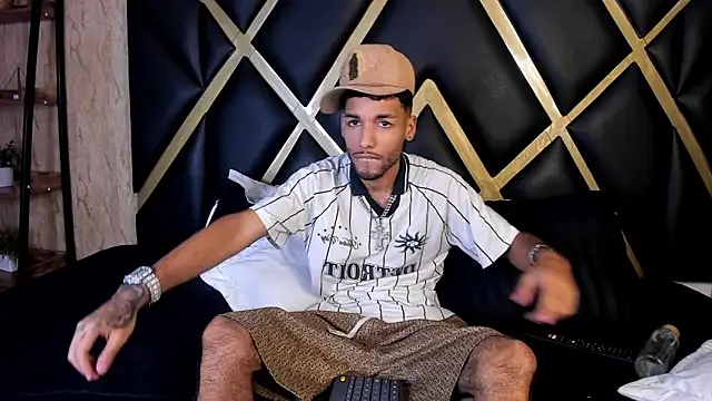 Thiagoferreti online show from February 2026 03:40:01 AM