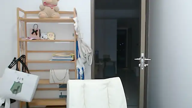 Mimi-cnbaby online show from April 2026 12:19:02 PM