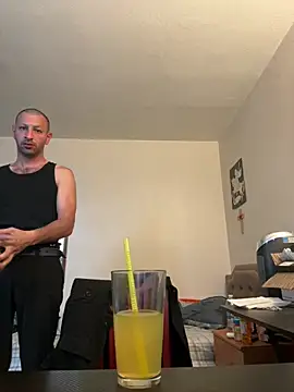 Snapshot of Sj61799 chatting on February 2026 11:42:02 PM Sj61799 online show from February 2026 11:42:02 PM