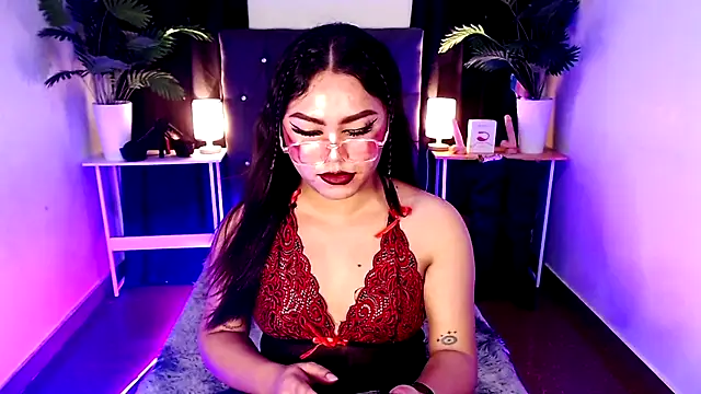 Unique Maya online show from September 2025 05:18:02 AM