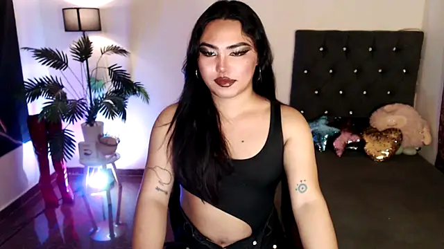 Unique Maya online show from February 2026 01:05:01 PM