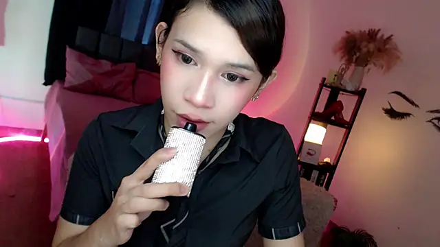 Snapshot of Veniceseduction chatting on September 2025 03:39:01 AM Veniceseduction online show from September 2025 03:39:01 AM