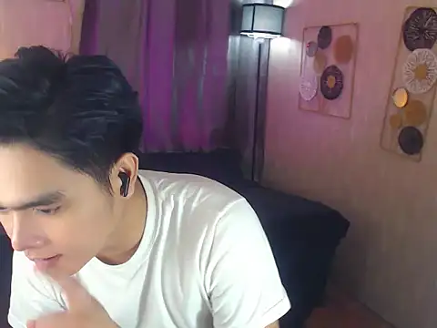 Snapshot of JakeXolsen chatting on November 2025 04:43:02 PM JakeXolsen online show from November 2025 04:43:02 PM