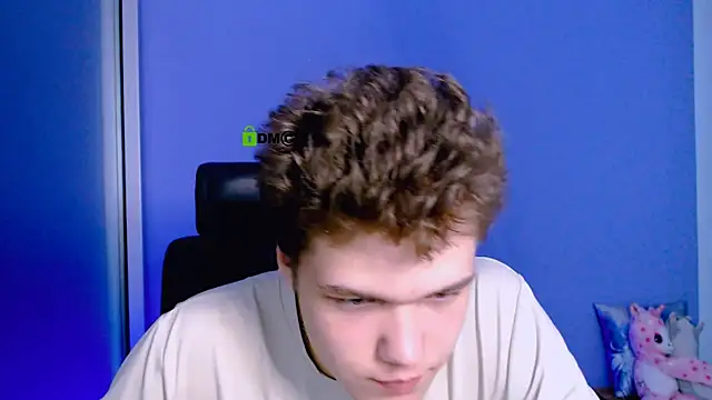 Snapshot of lucas_long_ chatting on September 2025 01:03:01 PM lucas long online show from September 2025 01:03:01 PM