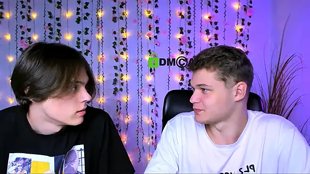 Snapshot of lucas_long_ chatting on October 2025 07:01:02 PM lucas long online show from October 2025 07:01:02 PM