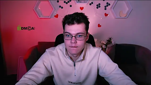 Snapshot of lucas_long_ chatting on October 2025 07:11:02 PM lucas long online show from October 2025 07:11:02 PM