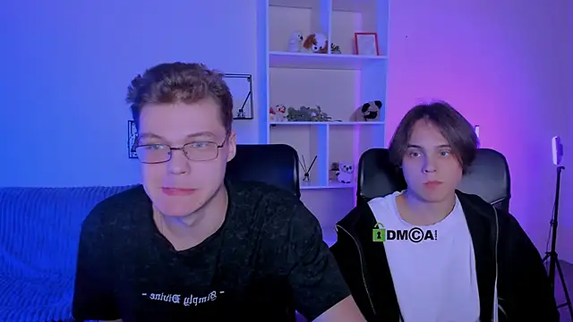 Snapshot of lucas_long_ chatting on October 2025 07:35:02 PM lucas long online show from October 2025 07:35:02 PM