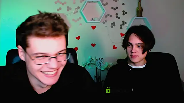 Snapshot of lucas_long_ chatting on October 2025 08:46:02 AM lucas long online show from October 2025 08:46:02 AM