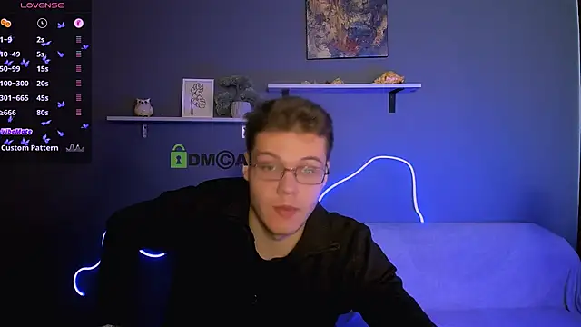 Snapshot of lucas_long_ chatting on October 2025 12:38:02 PM lucas long online show from October 2025 12:38:02 PM