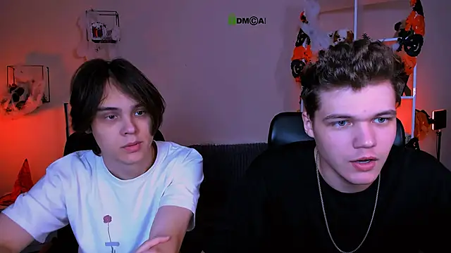 Snapshot of lucas_long_ chatting on November 2025 09:44:02 AM lucas long online show from November 2025 09:44:02 AM