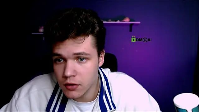 Snapshot of lucas_long_ chatting on November 2025 08:18:02 PM lucas long online show from November 2025 08:18:02 PM