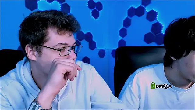 Snapshot of lucas_long_ chatting on November 2025 09:31:02 AM lucas long online show from November 2025 09:31:02 AM