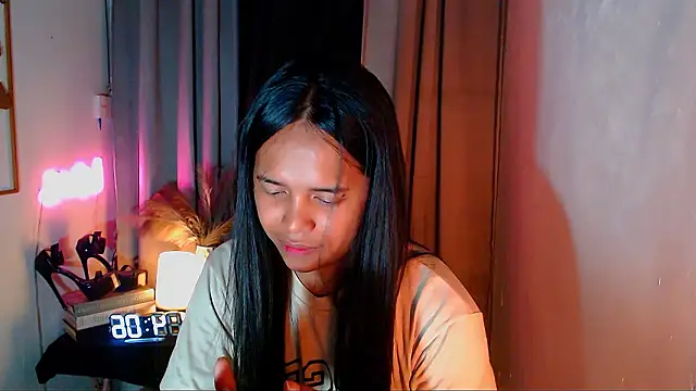 Snapshot of Lorainnelustts chatting on February 2026 06:41:02 AM Lorainnelustts online show from February 2026 06:41:02 AM